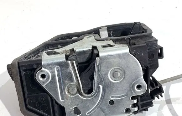 BMW 5 GT F07 Rear door lock 7229459