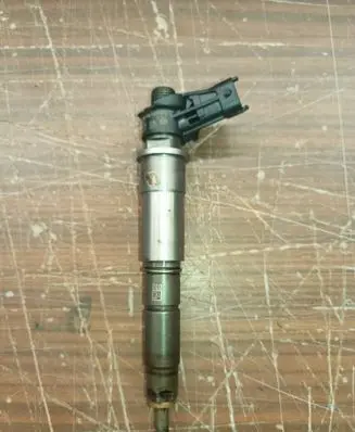 Fuel injector