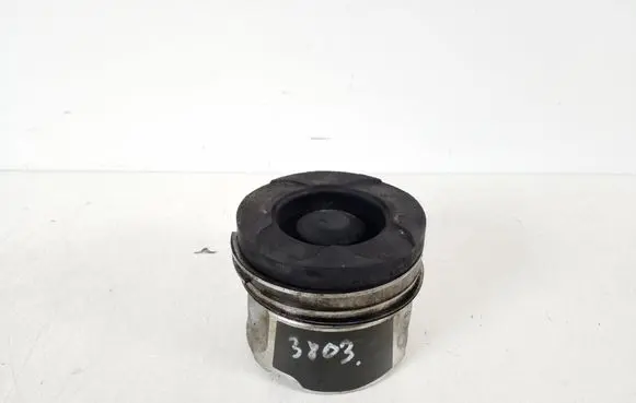 Toyota Avensis T270 Piston with connecting rod 13101-0R070