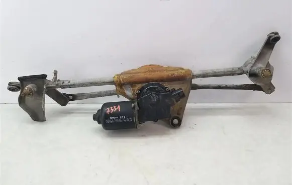 Toyota RAV 4 (XA20) Front wiper linkage 85110-42130