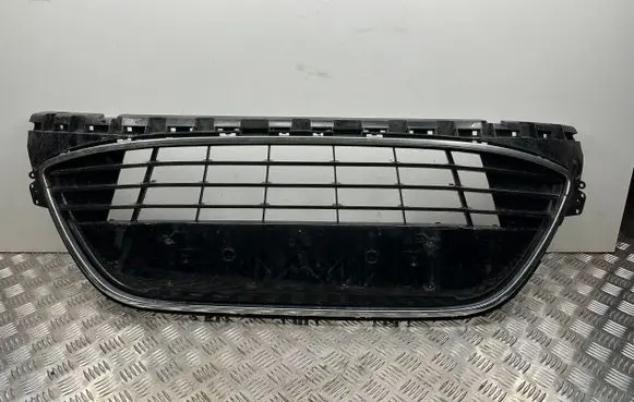 Ford S-MAX Front bumper upper radiator grill AM2117B968 AM2117B968B