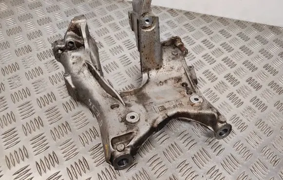 Audi Q5 SQ5 Engine mounting bracket 80A399296