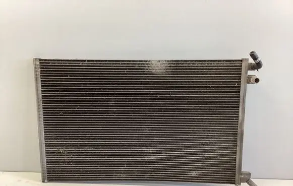 Jaguar F-Pace Coolant radiator GX738K230BB