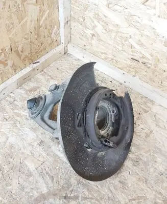 BMW X5 E70 Rear wheel hub 6770983 A3560