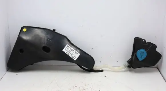 BMW 2 Active Tourer U06 Windshield washer fluid reservoir/tank 8492095MWGK471 8492095