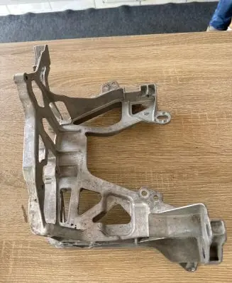 Mercedes-Benz E W213 Headlight/headlamp mounting bracket A2056221600