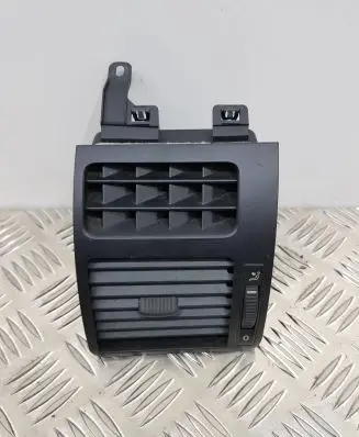 Volkswagen Touran I Dash center air vent grill 1T0819703B