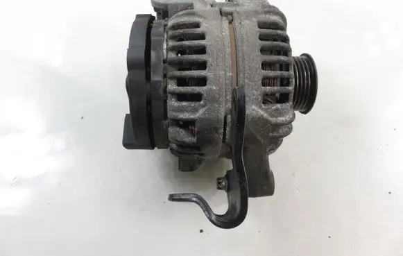 Opel Astra G Generator/alternator 13147093 13147093YU 0124425009