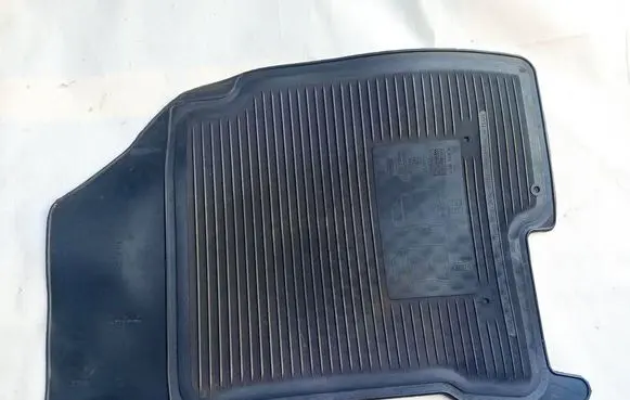 Nissan X-Trail T30 Front floor carpet liner 72445 KE744EQ089