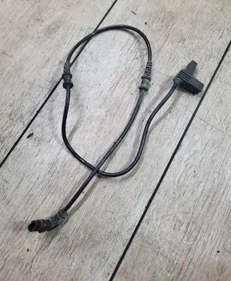 Mercedes-Benz Vito Viano W639 Brake pads wear sensor A6394405706 A6394405709