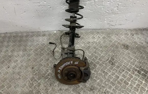 Renault Megane IV Front wheel hub spindle knuckle 543025368R