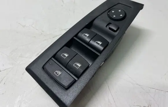 BMW 2 F46 Electric window control switch 9297347