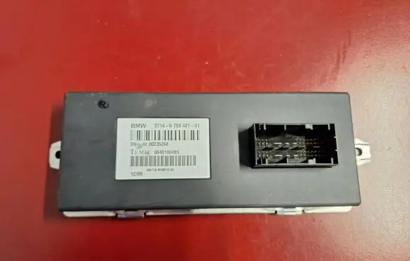 BMW X5 E70 Active stabilizer control unit 6789481 37146789481
