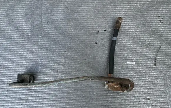 Nissan Patrol Y60 Oil fill pipe 1466622J00