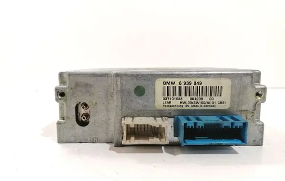 BMW 7 E65 E66 Video control module 6939049