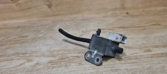 Volvo S40, V40 Turbo solenoid valve 72159302