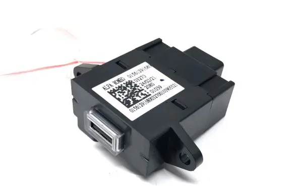 Alfa Romeo Giulia USB socket connector 01561291680