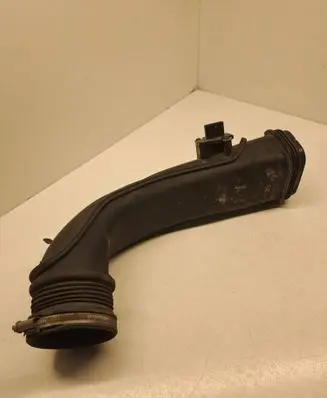 BMW 5 F10 F11 Turbo air intake inlet pipe/hose 7810770 14389710