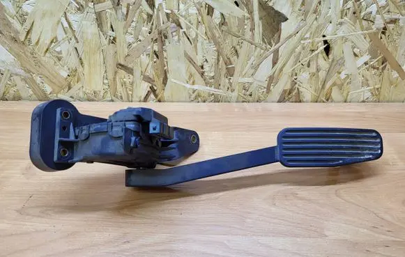 Volvo XC90 Accelerator throttle pedal 30683518 6PV00853717