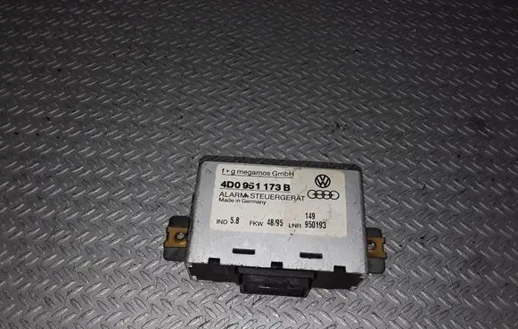 Audi A8 S8 D2 4D Alarm control unit/module 4D0951173B