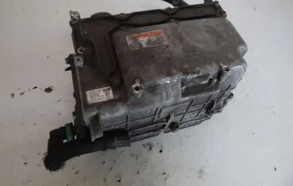 Toyota Auris E180 Voltage converter inverter G920047190