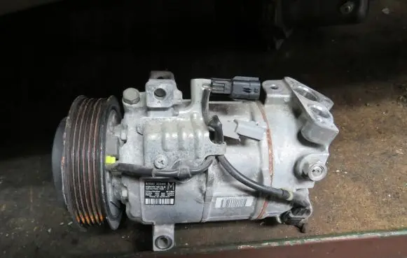 Renault Talisman Air conditioning (A/C) compressor (pump) 926003234R