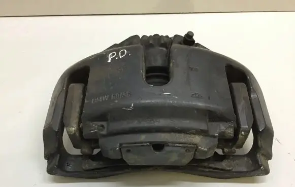 BMW 6 F06 Gran coupe Front brake caliper 6036