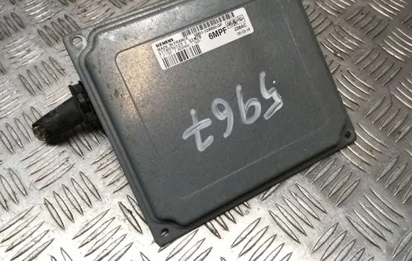 Ford Focus Engine control unit/module 5M5112A650GF S118934103 260459868