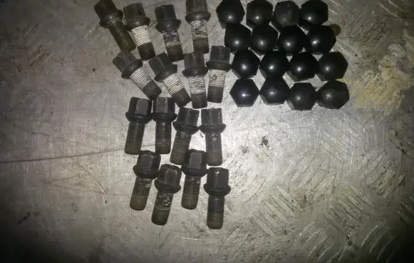 Skoda Fabia Mk1 (6Y) Nuts/bolts 