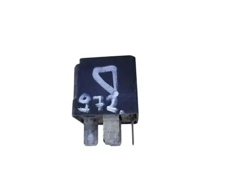 Opel Vectra C Other relay 13171831