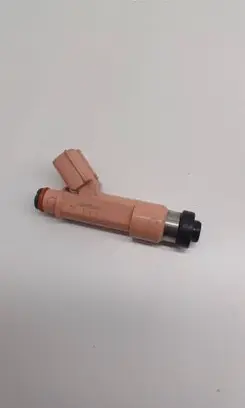 Toyota Yaris Fuel injector 2325021091
