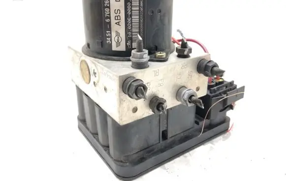 Mini One - Cooper R50 - 53 ABS Pump 6760265