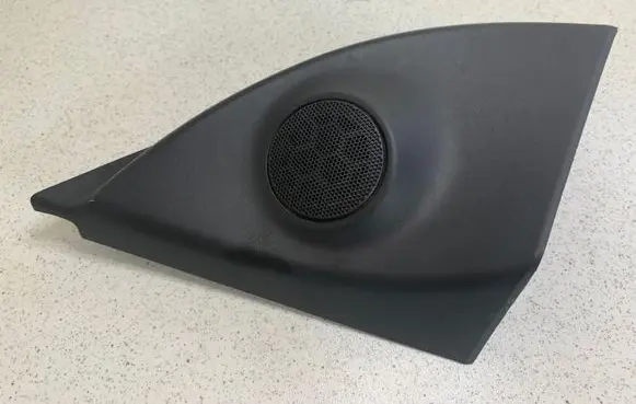 Side speaker trim/cover
