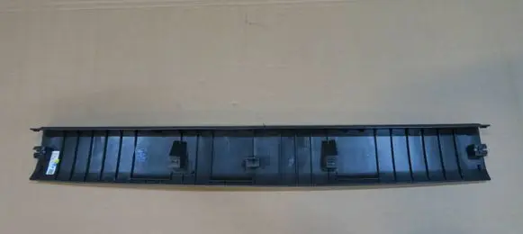 Volkswagen Touareg III Tailgate trim 760867609A