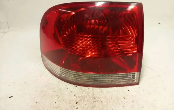 Volkswagen Touareg I Rear/tail lights 28259002