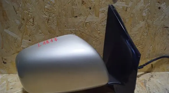 Lexus RX 300 Front door electric wing mirror