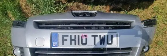 Peugeot 5008 Front bumper