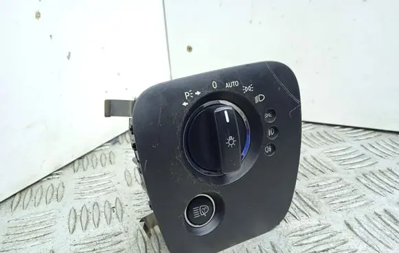 Mercedes-Benz CLS C219 Light switch A2195450404