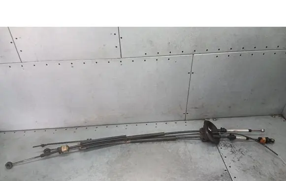 Peugeot 307 CC Gear shift cable linkage