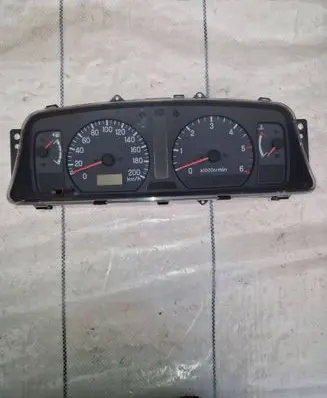 Mitsubishi Pajero Sport I Speedometer (instrument cluster) Mr590140