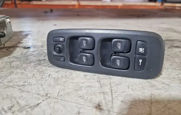 Volvo XC90 Electric window control switch 30773895