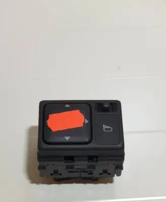 Nissan Micra Wing mirror switch 030521