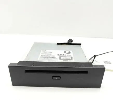 Mazda MX-5 ND CD/DVD changer N244669G0