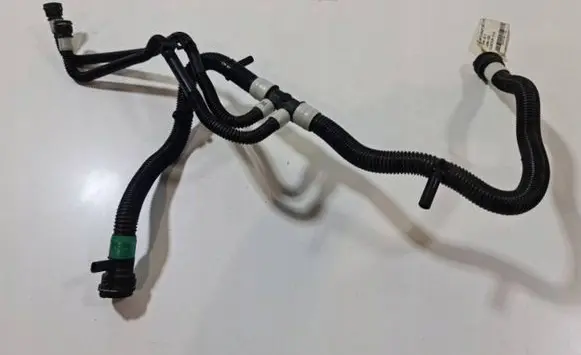Tesla Model 3 Electric car engine cooling hoses/pipes 1521493-00-C 152149300C 1521493
