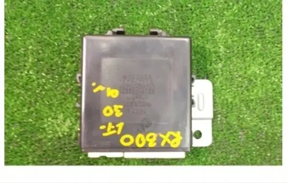 Lexus RX 300 Door control unit/module 8922448020