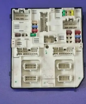 Mercedes-Benz Citan W415 Central body control module 284B60054R