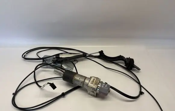 Mercedes-Benz ML W164 Tailgate hydraulic set A1648002848 A1648003048