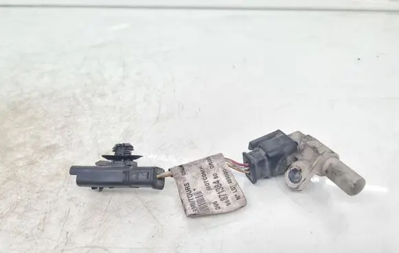 Peugeot 308 Camshaft position sensor 9665443580