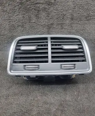 Audi A6 Allroad C7 Rear air vent grill 4G0819203