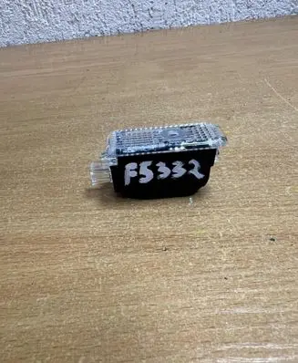 Audi e-tron Front door interior light 4KE947415C F5332
